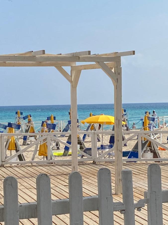 Mondello Sea House Apartment ปาแลร์โม ภายนอก รูปภาพ
