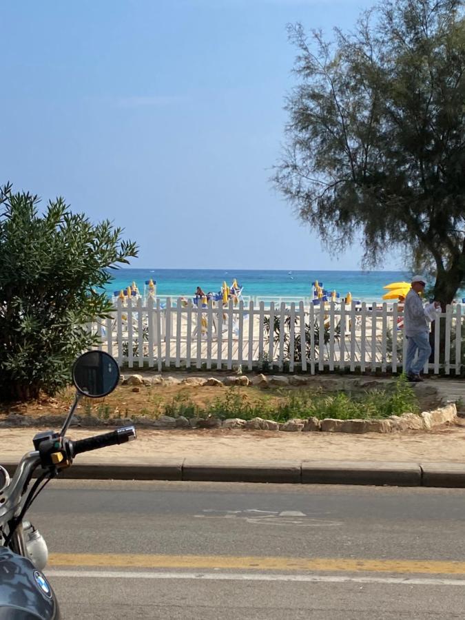 Mondello Sea House Apartment ปาแลร์โม ภายนอก รูปภาพ